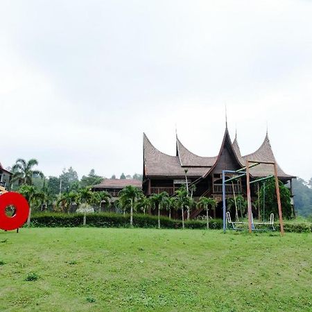 Capital O 892 Grand Pujon View Hotel And Resort Batu  Ngoại thất bức ảnh