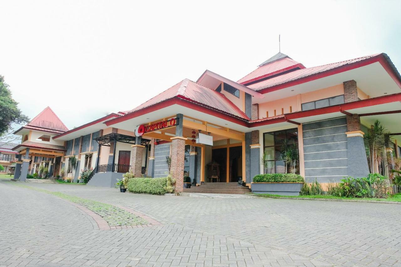 Capital O 892 Grand Pujon View Hotel And Resort Batu  Ngoại thất bức ảnh